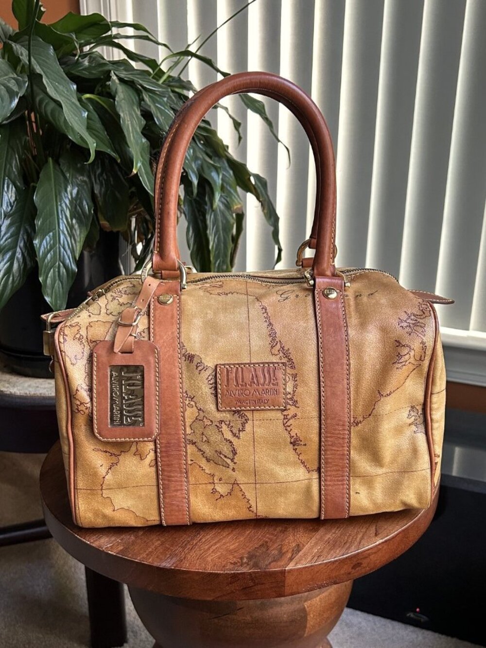 ALVIERO MARTINI Geo Classic Boston Bag, Honey Tan